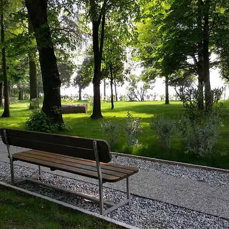 Vela D'oro Park 巴多利诺